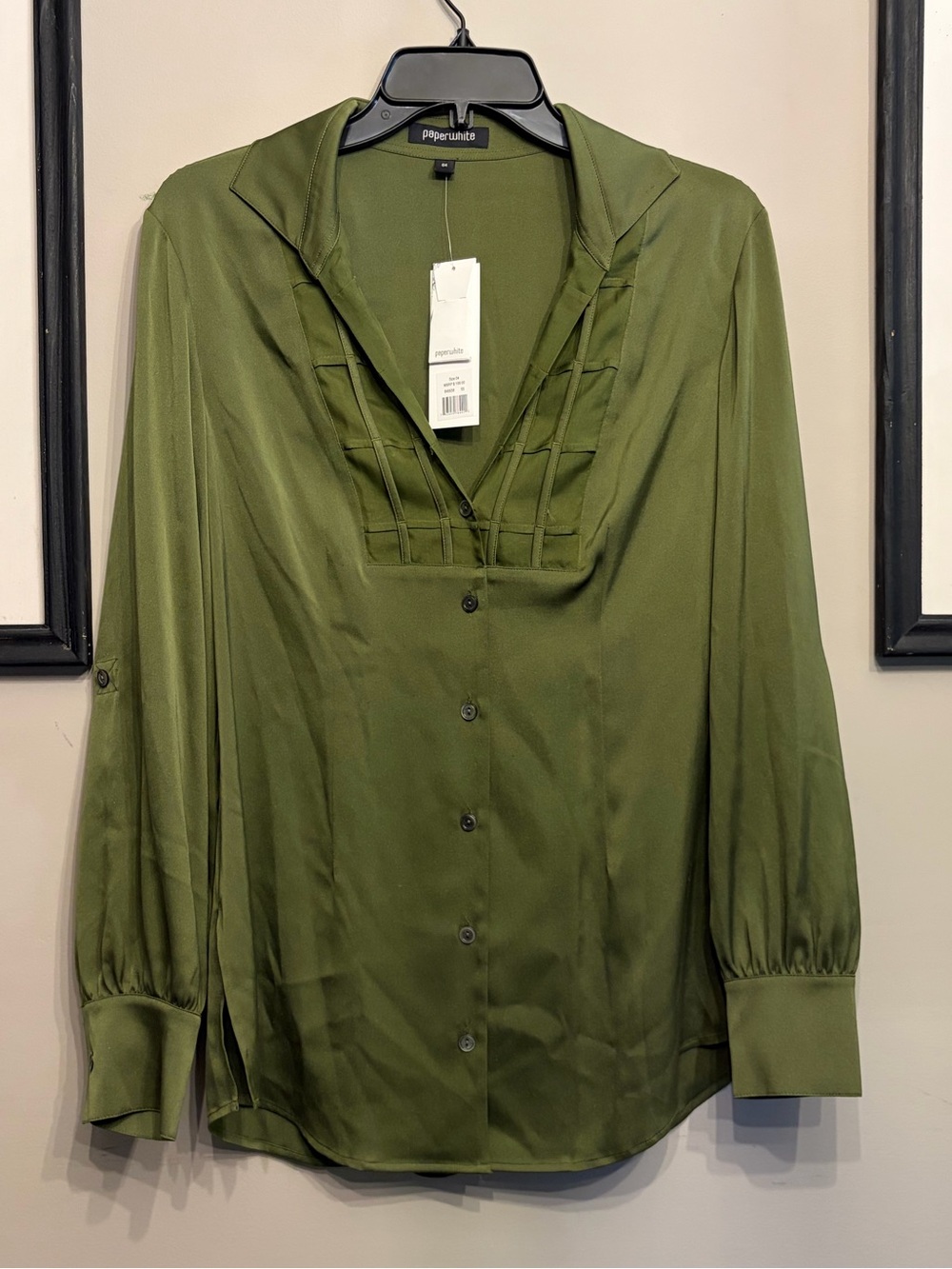 NWT PaperWhite Women’s Silk Green Button Up Blouse Size 04